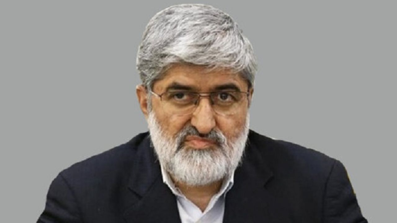علی مطهری در توییت خود از رد صلاحیت علی لاریجانی ابراز تعجب کرد.